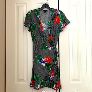 Floral black and white wrap dress, size m